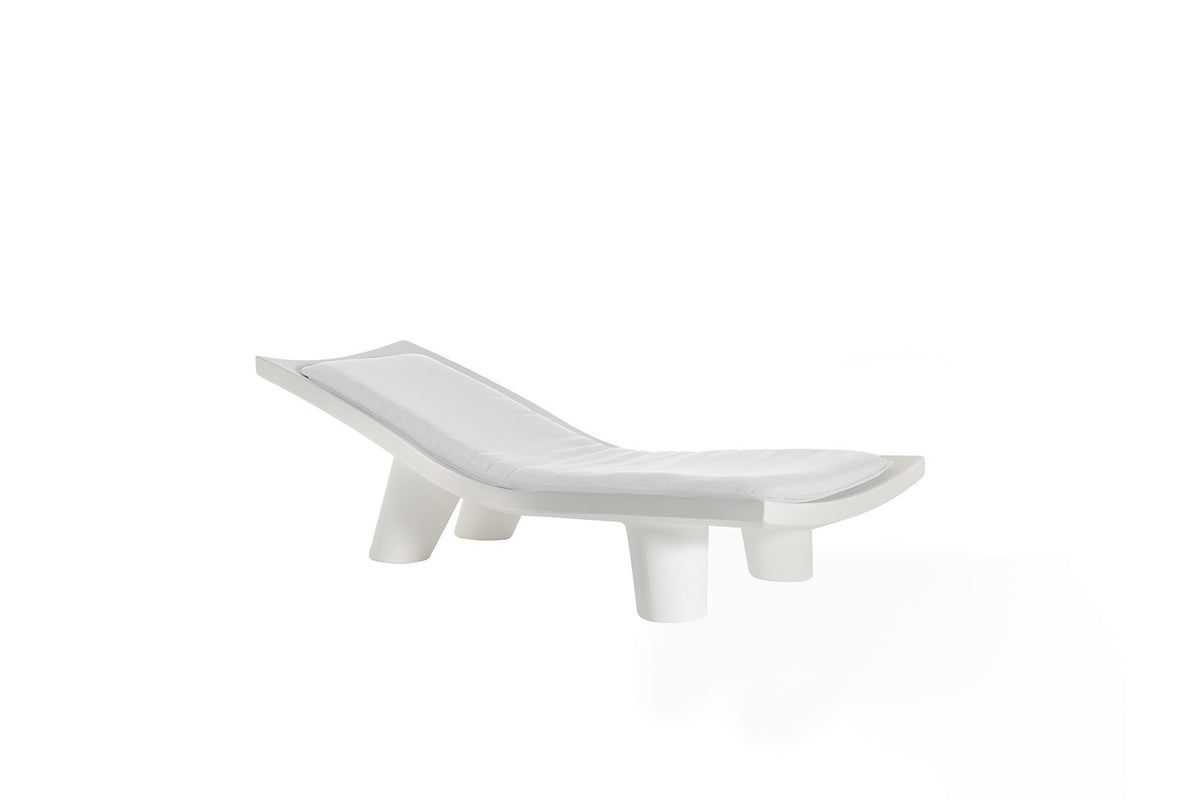 Low Lita Lounge