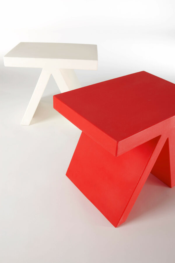Slide Design Couchtisch Toy
