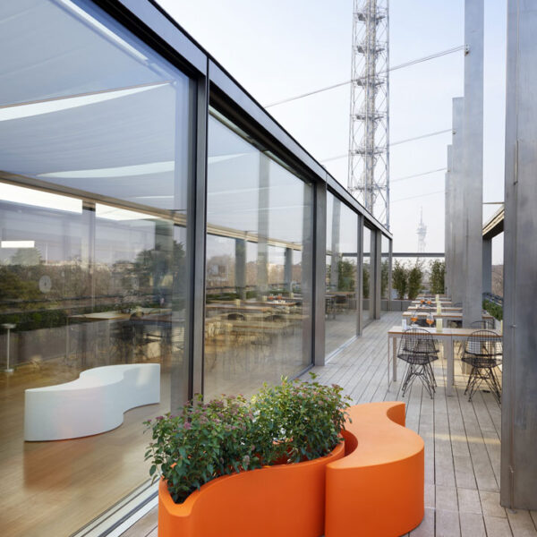 Slide Design Blumenkasten Wave