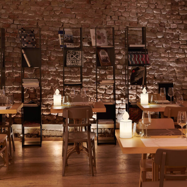 Slide Design Tischlampe Fiamma