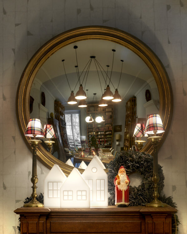 Slide Design Tischlampe Kolme