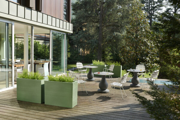 Slide Design Blumenkasten Quadra Separé