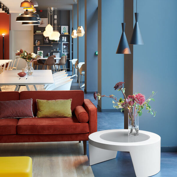 Slide Design Couchtisch Tao