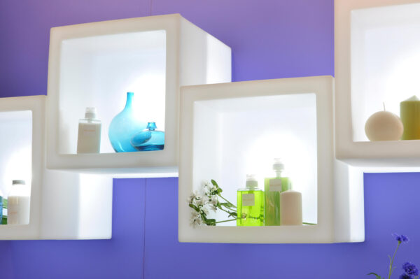 Design Regal Open Cube