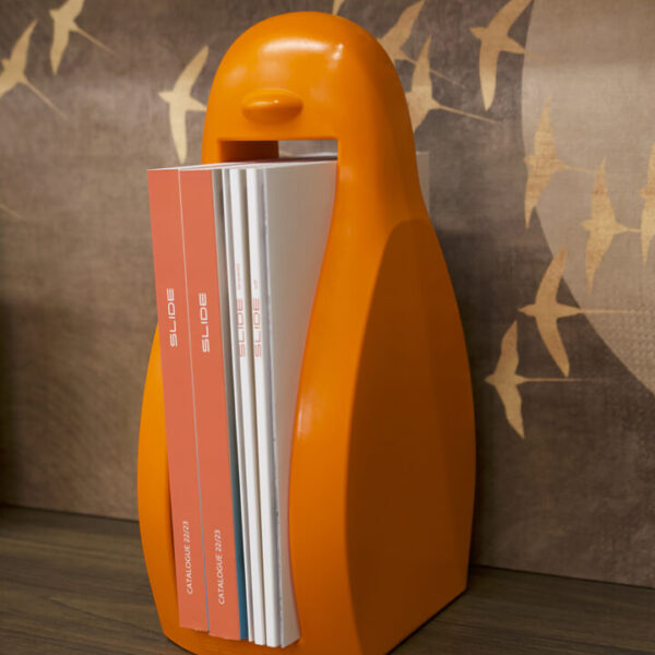 Slide Design Zeitschriftenständer Kokó Book