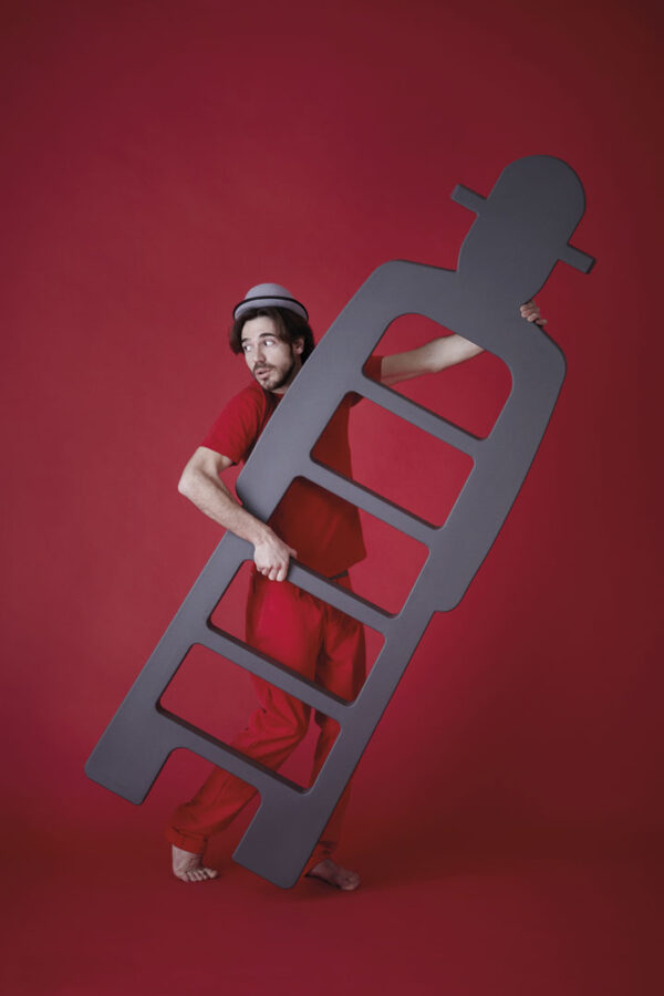 Slide Design Diener Mr. Gió – Bild 5