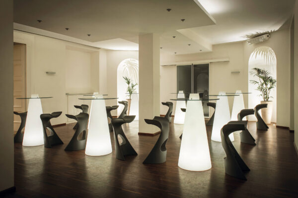 Slide Design Tisch Peak - immagine 8