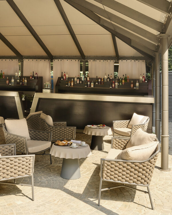 Slide Design Couchtisch Fizzz