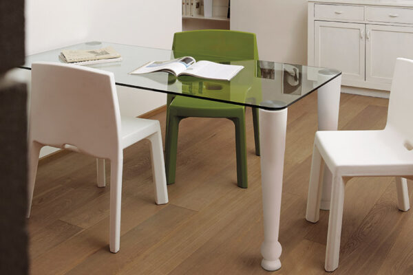 Slide Design Tisch Osvaldo